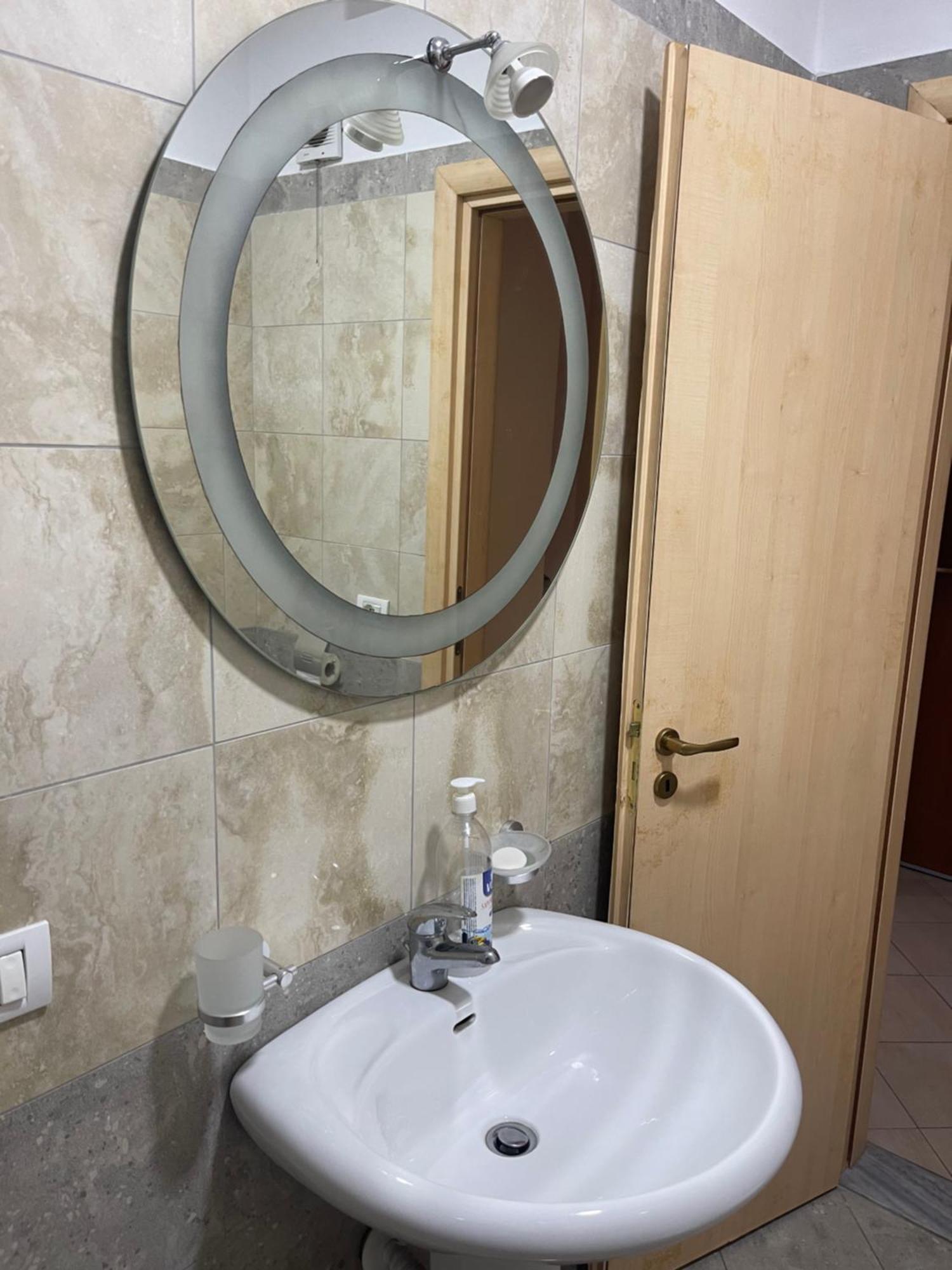 Apartament Shkembi I Kavajes Дуррес Экстерьер фото